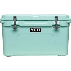 Yeti Tundra 45 Cooler -Marmot Store Tundra45 Seafoam