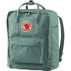 Fjallraven Kanken -Marmot Store kanken frost green 1